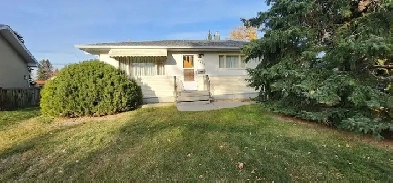 Spacious 3-Bed Home for Rent | Glendale | Near LRT Image# 2