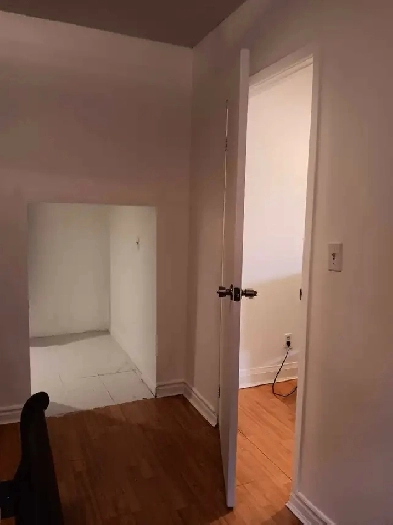 2 bedroom basement apartment for rent. Image# 2