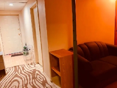 Edgemont NW walkup basement room incl utility share bath 1guy Image# 1