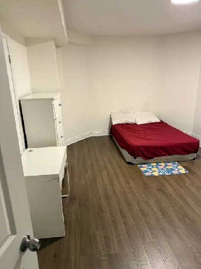 furnished Room For Rent Scarborough Image# 5