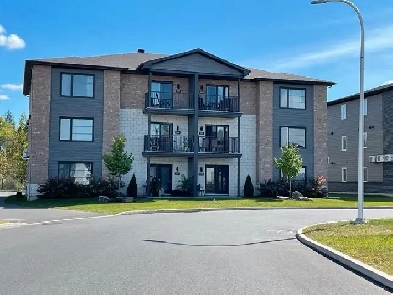 Magnifique 5 1/2 à Drummondville prêt le 1er juillet 2025 Image# 2
