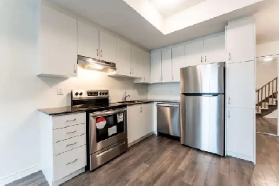 3 Bedroom Condo Town for Rent Image# 9