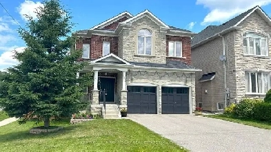 4 bed 4 bath house - Yonge/Elgin Mills Image# 1