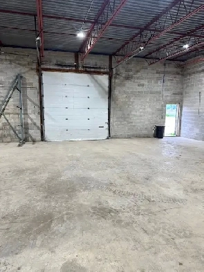 WAREHOUSE STORAGE 2000 SQ FT 1380 WALL ST Image# 5