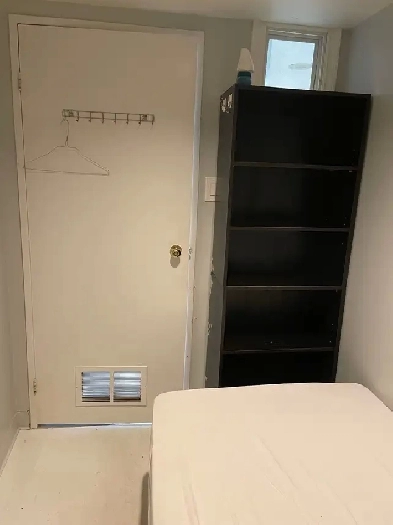 Chinatown center: A room to rent Image# 1