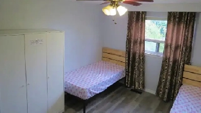 Furnished Room Main flr Females house Grt location Image# 1