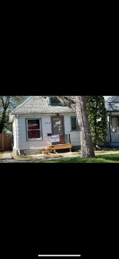 House for sale. Image# 1