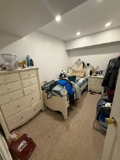 1 Bed 1 Bath basement apartment for female only accommodation Image# 1