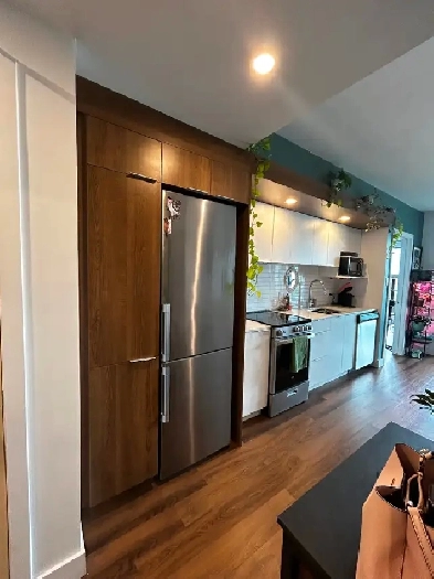 Condo 3 1/2 à louer Image# 1