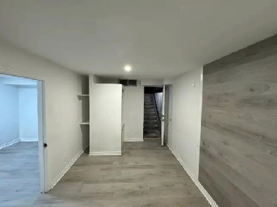 2 BHK PRIVATE BASEMENT AVAILABLE NEAR COOKSVILLE ,MISSISSUAGA Image# 1
