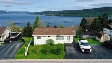 Breathtaking Views in Humber Heights! Image# 9