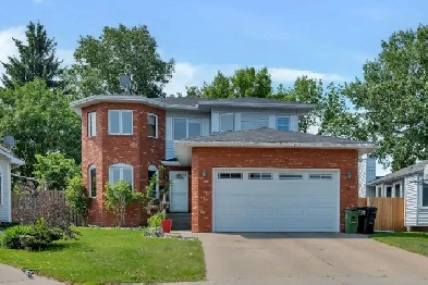 FOR SALE 5 BED 4 BATH DOUBLE CAR GARAGE HOUSE Image# 1