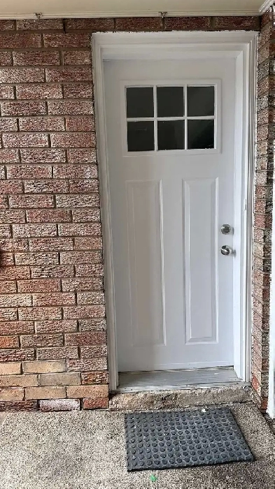 1 Bed   Den Image# 1