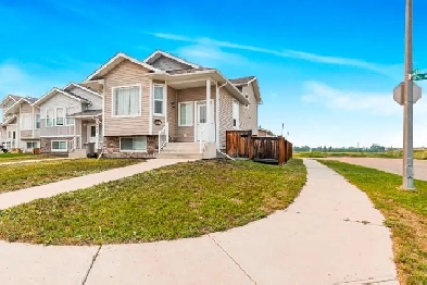 4 Bed 2 Bath with Basement Suite in GP $424,900 Image# 8