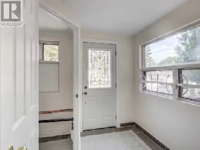 2 bedroom 2 washroom unit for rent Image# 1