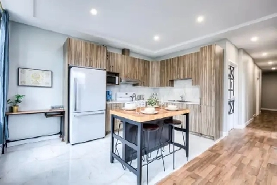 APPARTEMENT/CONDO AVEC 2 CHAMBRES LONGUE DURÉE OU COURTE Image# 1