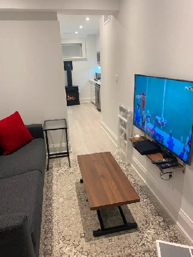 Fully Furnished 1 BDRM Apt for Short Term Negotiable Lease Terms Image# 1