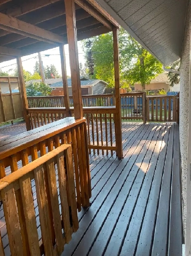 4 bedroom 2 bath home in fantastic area of Innisfail, Alberta Image# 2
