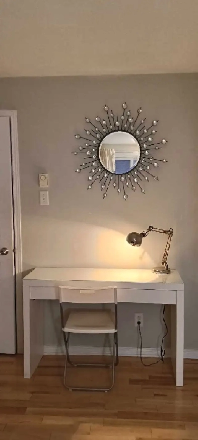 chambre à louer centre Montreal/ Room for Rent 5 min metro Image# 1