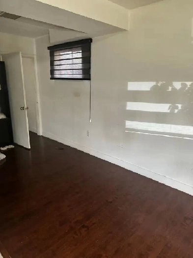 2 full bathroom and 1 master bedroom on top floor including util Image# 1