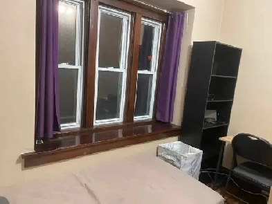 Bedroom for rent, 10 minutes on bus to Fanshawe main campus Image# 2