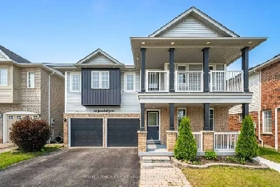 ✨IMPECCABLE 5 BEDROOM HOME WITH LEGAL BSMT APT➡AJAX! Image# 1