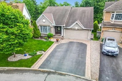 Charming 2   1 bedroom, 2 full bathroom Bungalow Image# 8