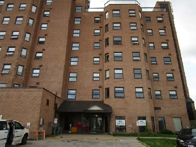 2 Bedroom apartment for rent.  Seniors Only Building Image# 7