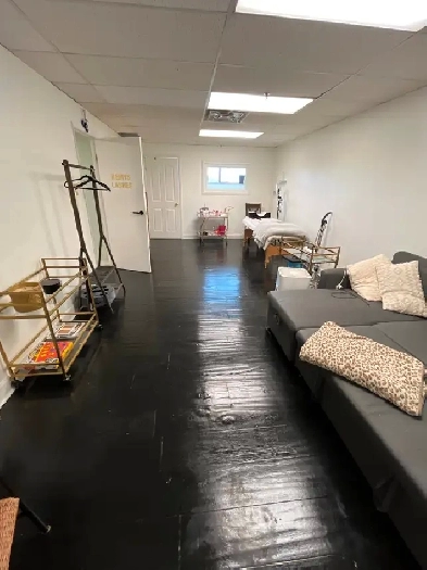 OFFICE FOR RENT DOWNTOWN VAUGhAH Image# 4
