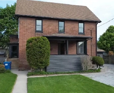 1- Bedroom boutique style apartment. Private and quiet. Brick! Image# 1