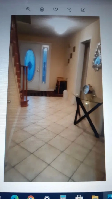 Private furnished room on upper floor near Shoppers: For Female Image# 1