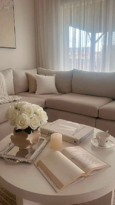 LUXURY MODERN VICTORIAN BEDROOM FOR RENT NXT TO BEACH BARRIE! Image# 8