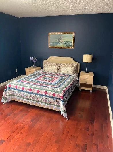 Fully furnished room on the upper floor i Image# 1