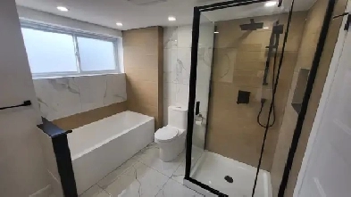 Grand logement 4 1/2 rénové à louer à Laval Image# 9