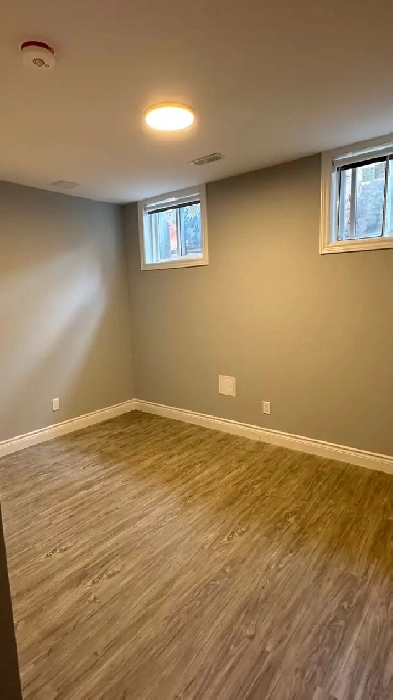 Central Downtown 3 Beds 3 Baths Unit Image# 2