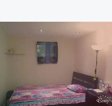 Furnished room for 2 girls to share near Lawrence-Morningside Image# 1