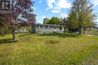 Lovely family bungalow in a desirable, well-kept subdivision! Image# 1