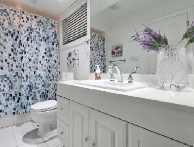 MAIN FLOOR ROOM AVAILABLE FOR TWO PERSONS/COUPLE Image# 1