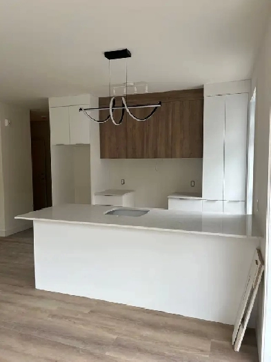 FREE MONTH - 2 Bedroom in Dorval - New Construction Image# 9