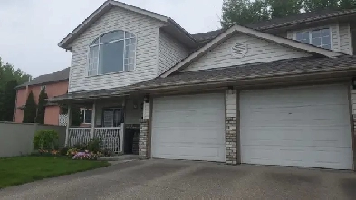 AVAILABLE NOW, 3 BEDS/2 BATHS HOUSE, BIG GARAGE, COLLEGE HEIGHTS Image# 10