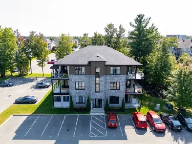 condo de lux  à louer Blainville Image# 11