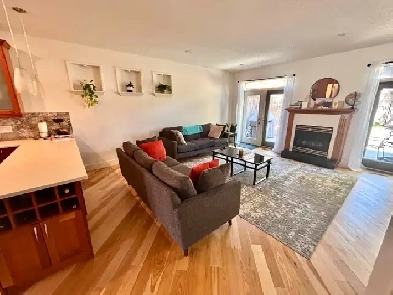 Furnished 3 Bedroom Home West Hillhurst Image# 8