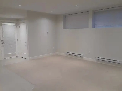 1 Bedroom Basement Suite in South Surrey Image# 2