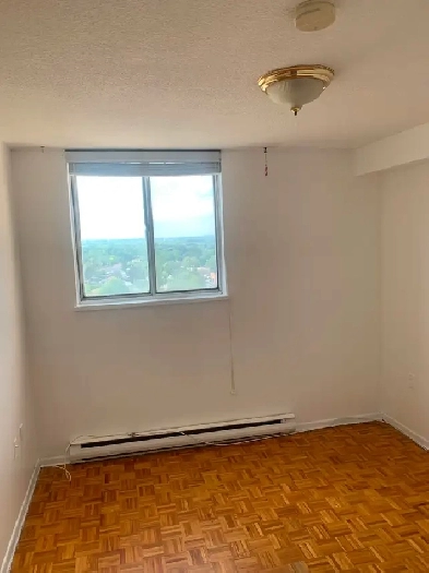 Private Room with parking Available for Rent Image# 2