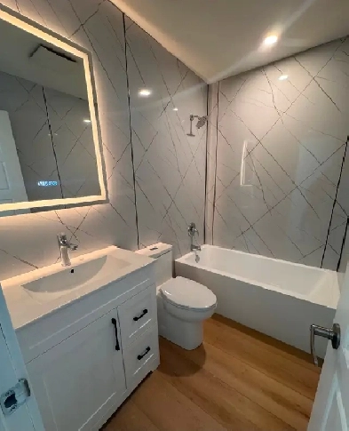 Private for rent near University of Manitoba Image# 1