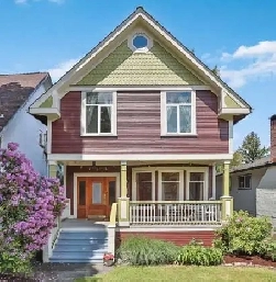 Victorian Heritage Home! Image# 2