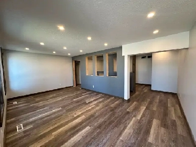 Office Space for Rent - Highway Frontage - Built to Suit! Image# 3