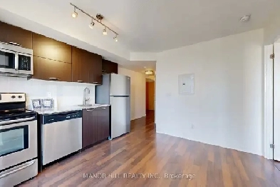 - ONE (1) Bedroom - King West/Liberty Village - $1900 - Image# 4
