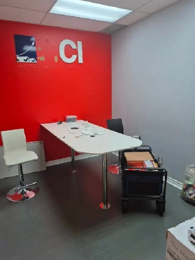 Office Space For Rent 3 Rooms) Image# 1