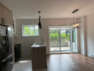 3 1/2 à louer 3882 rue Bernard-Hubert, St-Hubert (Longueuil) Image# 5